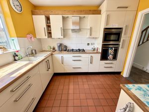 Photo 8- click for photo gallery